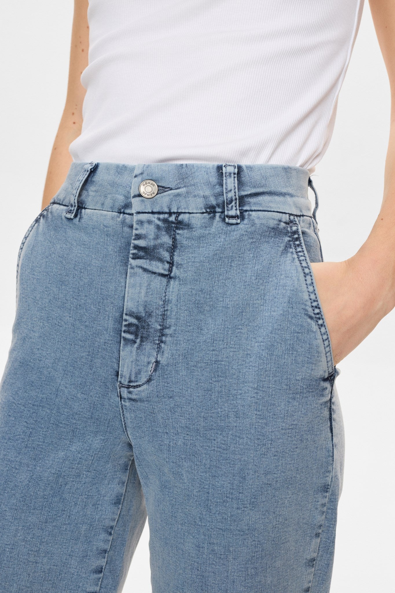 NUAMBER HR WIDE JEANS - R3019 - Light B. Stonewash Denim